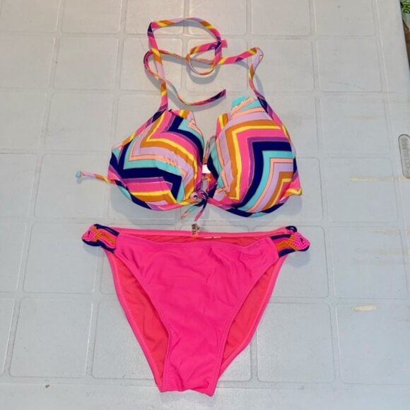 VS Bikini Top & F21 Bottom - Picture 1 of 1